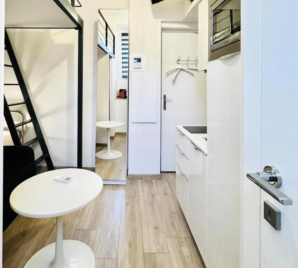 Apartment Croisette Studio, Palais Des Festivals And Beach Cannes